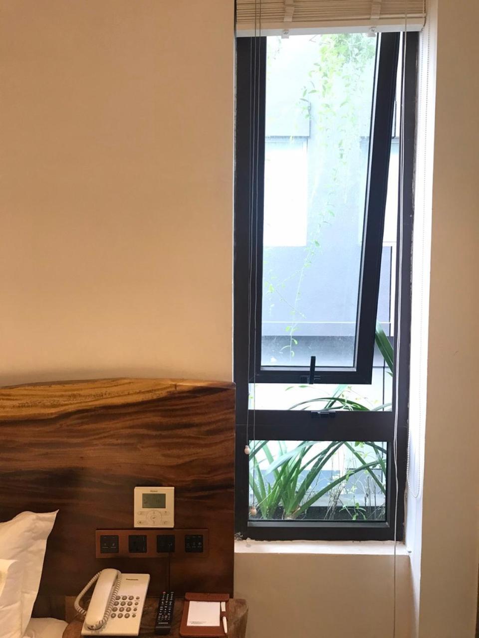 Sky Gem Central Hotel Хошимин Екстериор снимка