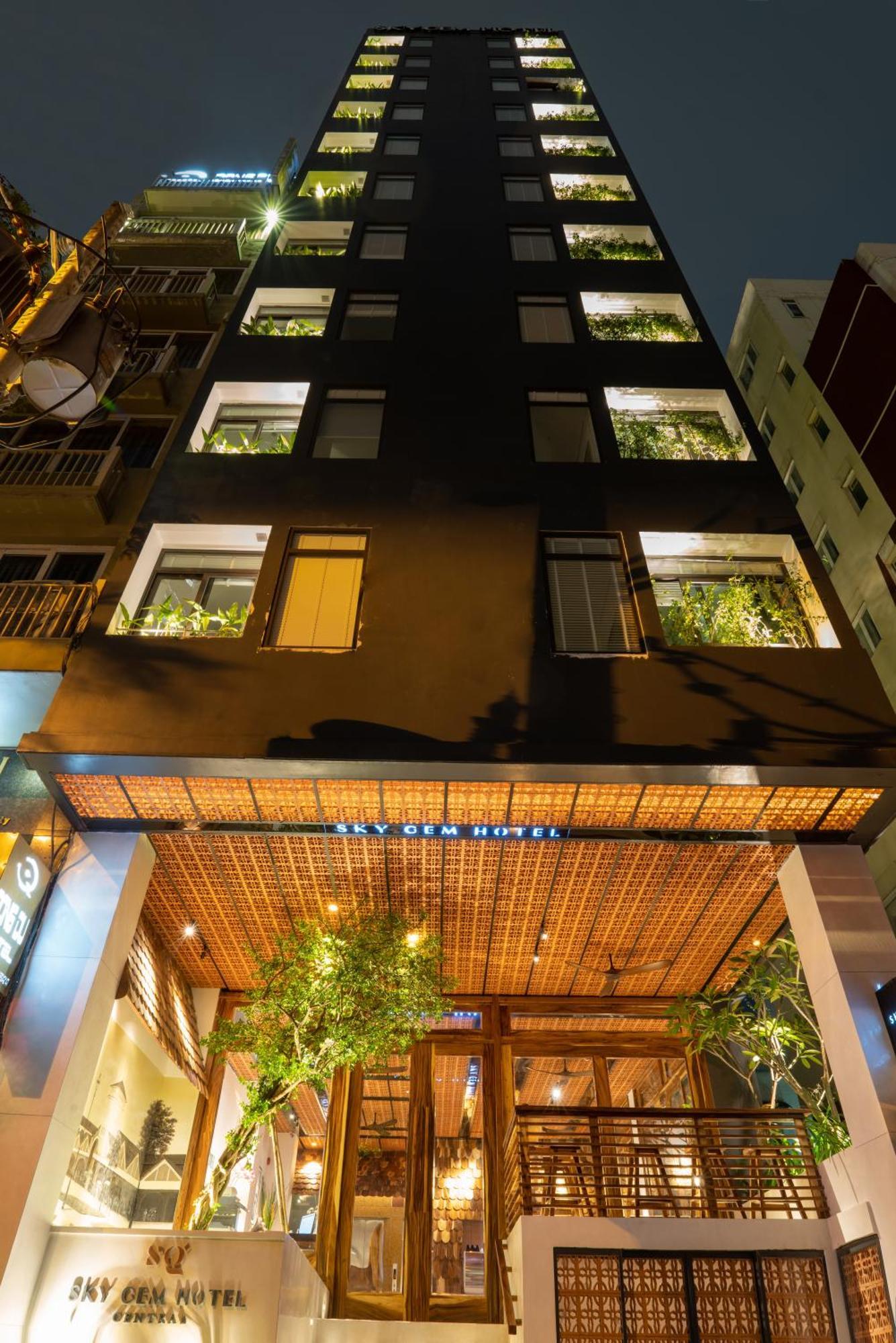 Sky Gem Central Hotel Хошимин Екстериор снимка
