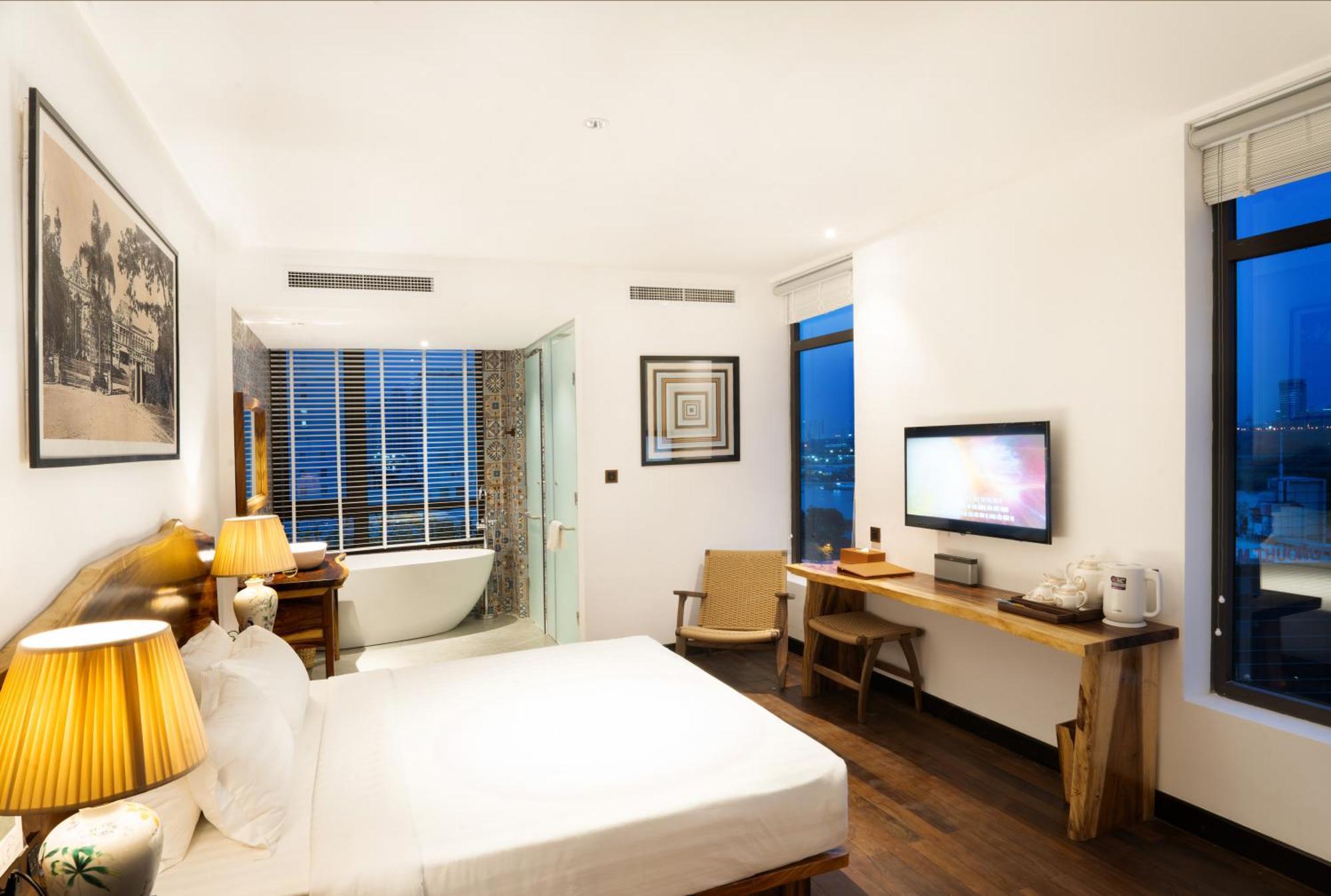 Sky Gem Central Hotel Хошимин Екстериор снимка
