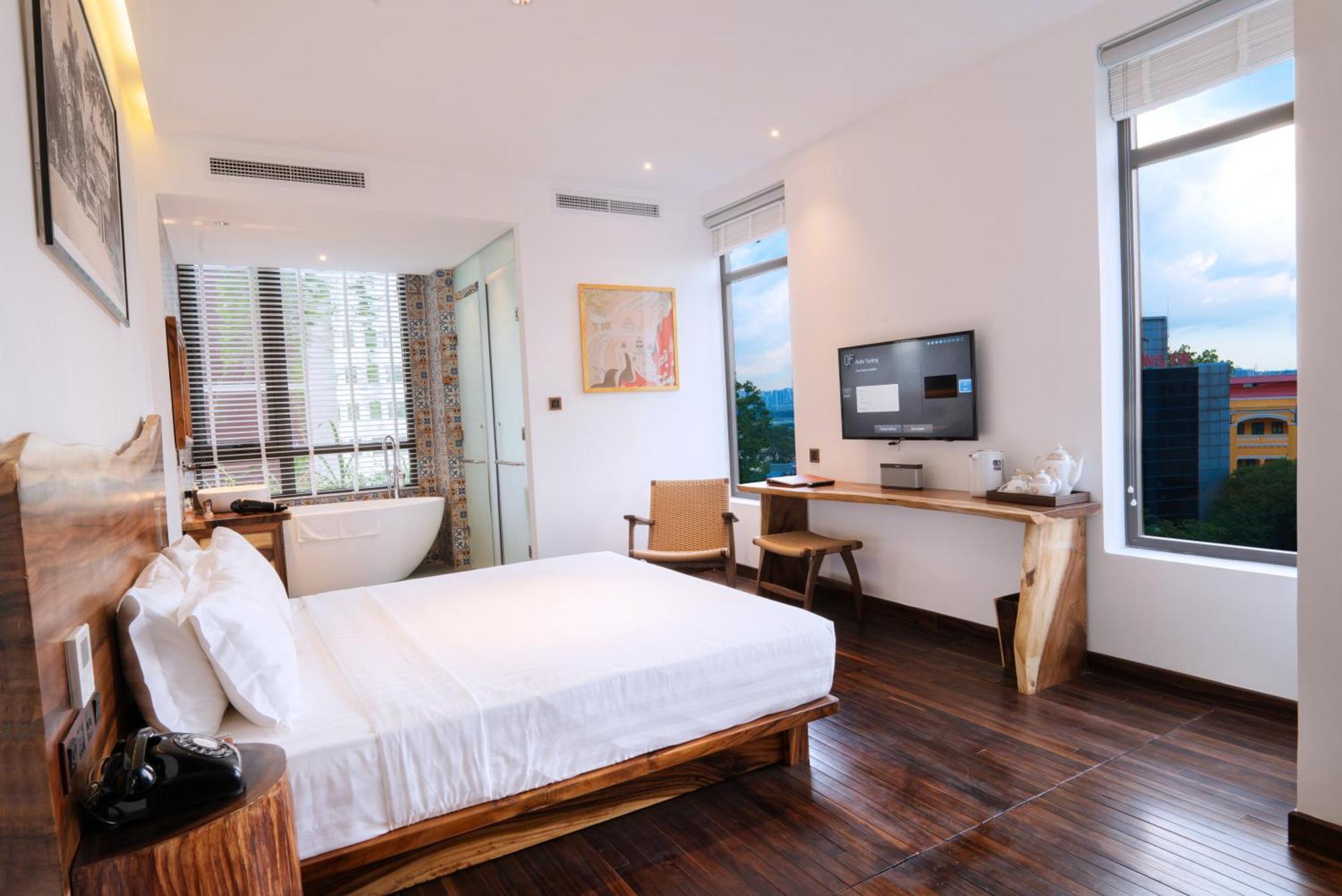 Sky Gem Central Hotel Хошимин Екстериор снимка