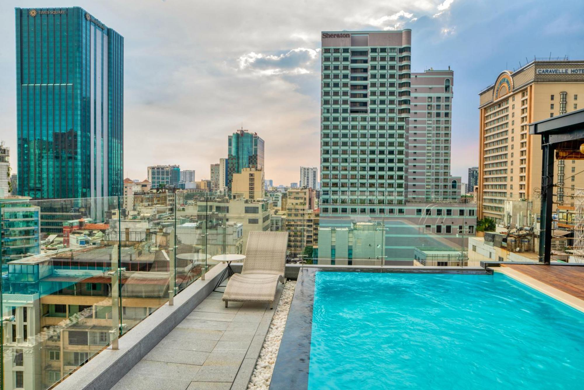Sky Gem Central Hotel Хошимин Екстериор снимка