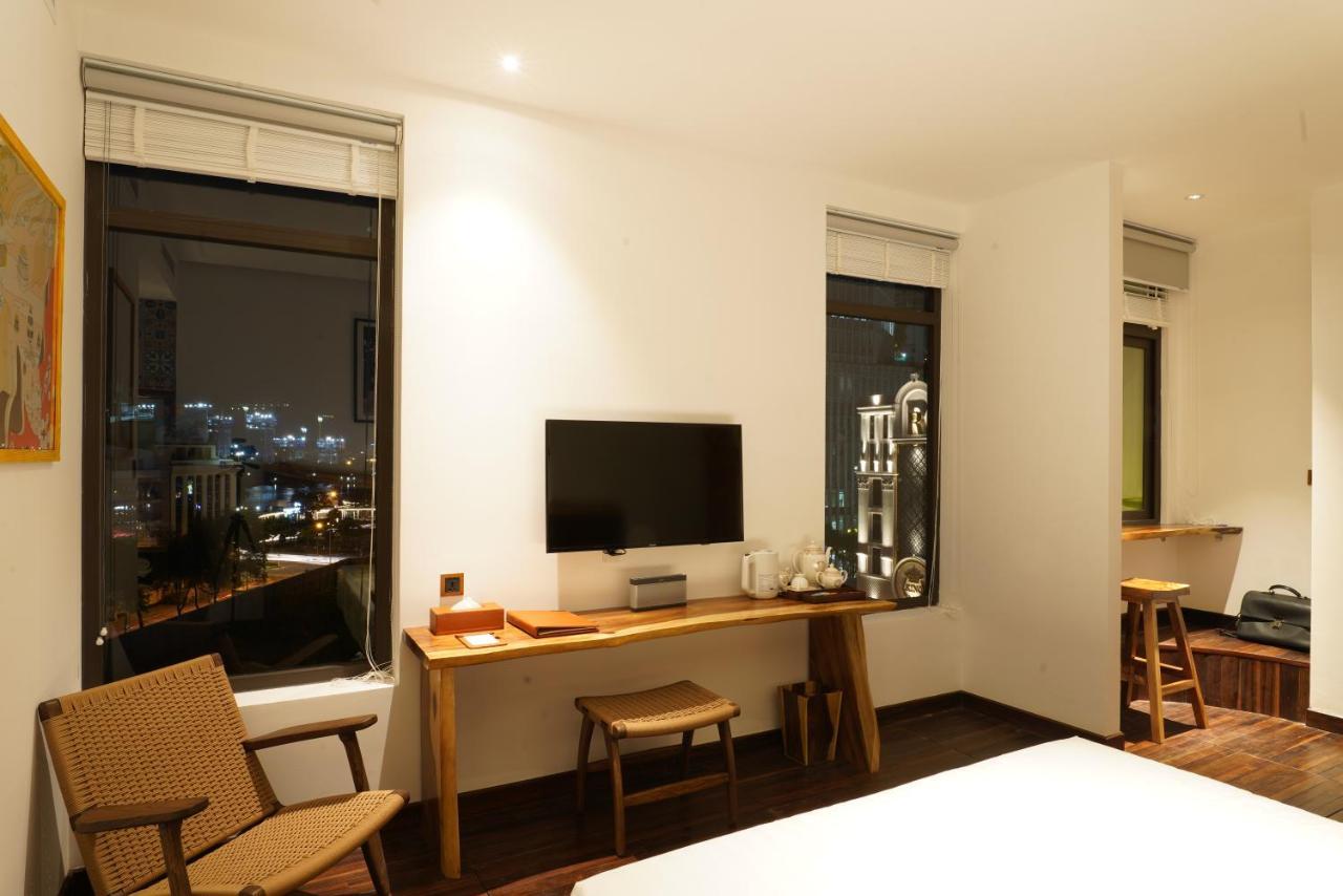 Sky Gem Central Hotel Хошимин Екстериор снимка